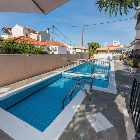 קוקארי Angela Apartments מראה חיצוני תמונה