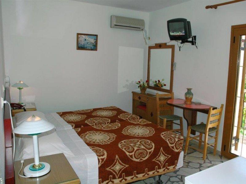 קוקארי Angela Apartments מראה חיצוני תמונה